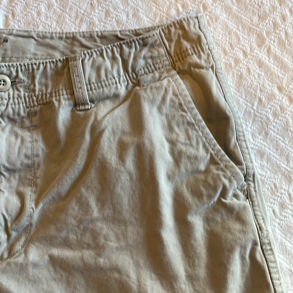 Men’s Old Navy 38 cotton flat front shorts - Picture 7 of 9